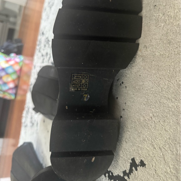 Black Leather Knee High Boots - Picture 2 of 4